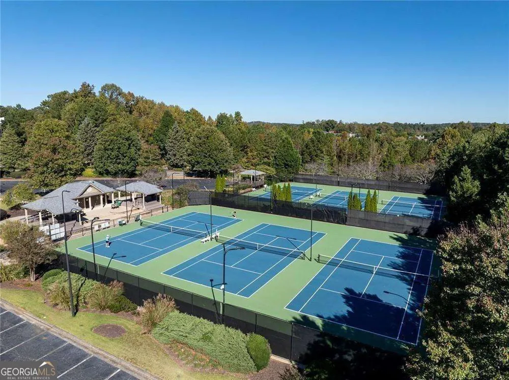 294 Balaban CIR Woodstock, GA 30188