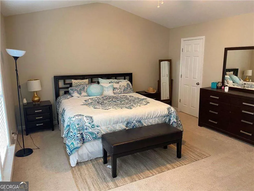 294 Balaban CIR Woodstock, GA 30188