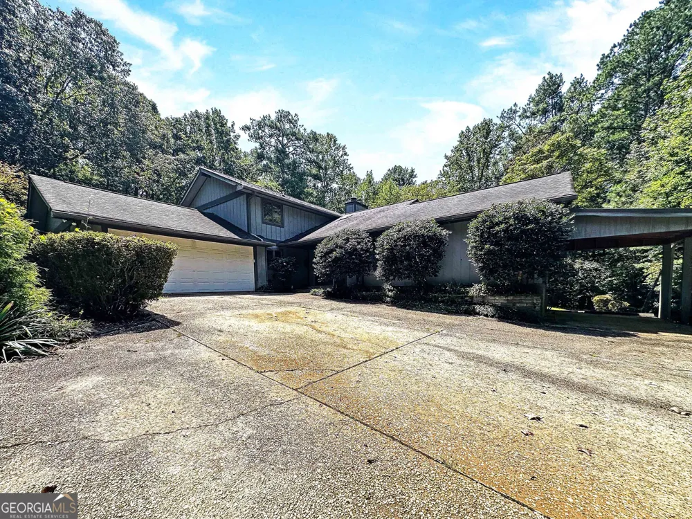 10200 Rivertown RD Chattahoochee Hills, GA 30213