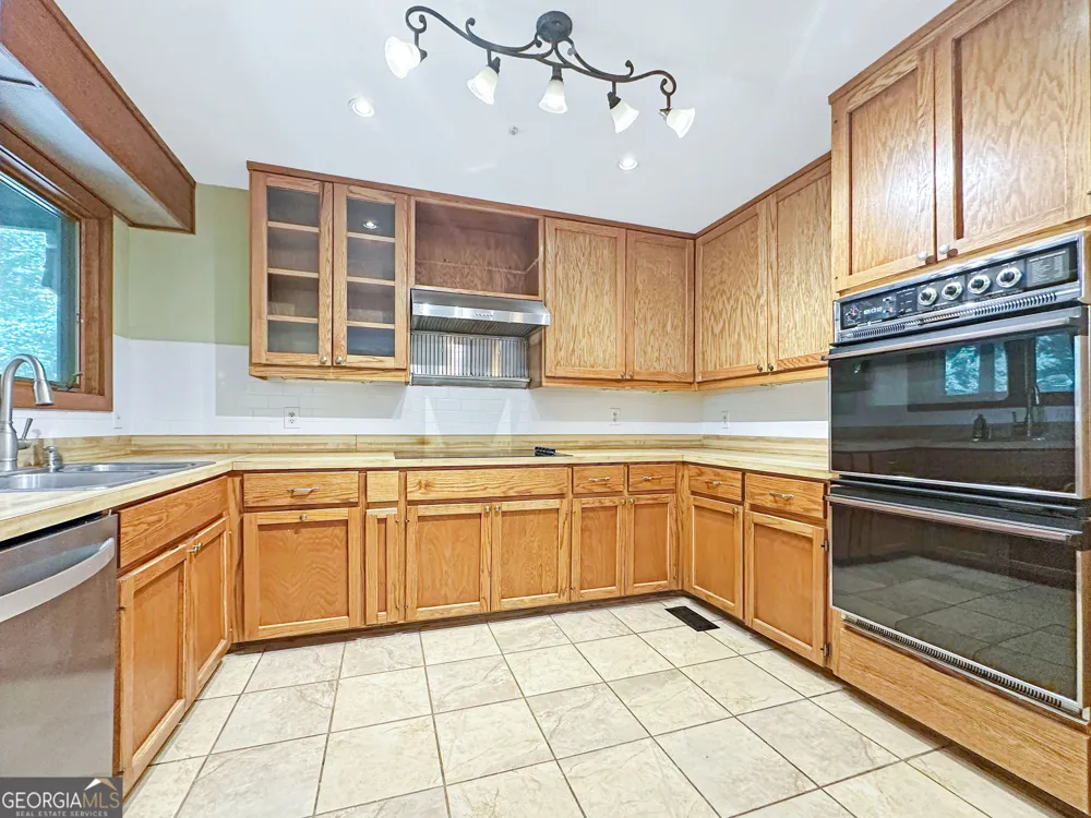 10200 Rivertown RD Chattahoochee Hills, GA 30213