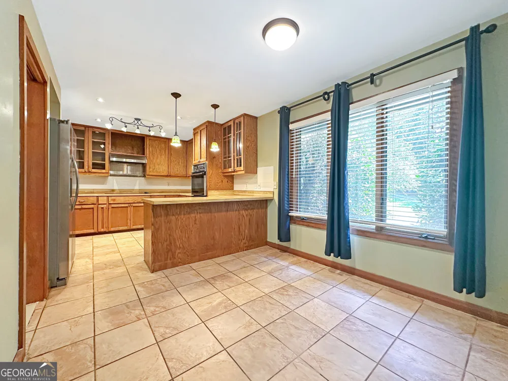 10200 Rivertown RD Chattahoochee Hills, GA 30213