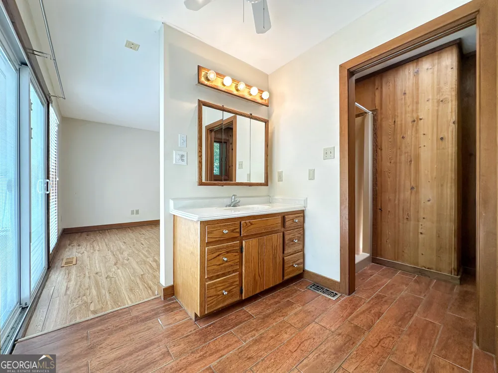 10200 Rivertown RD Chattahoochee Hills, GA 30213