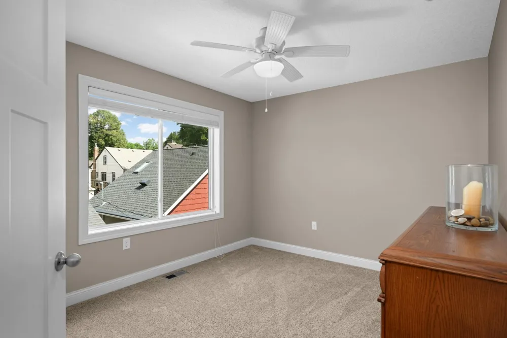 1905 Palace Avenue Saint Paul, MN 55105