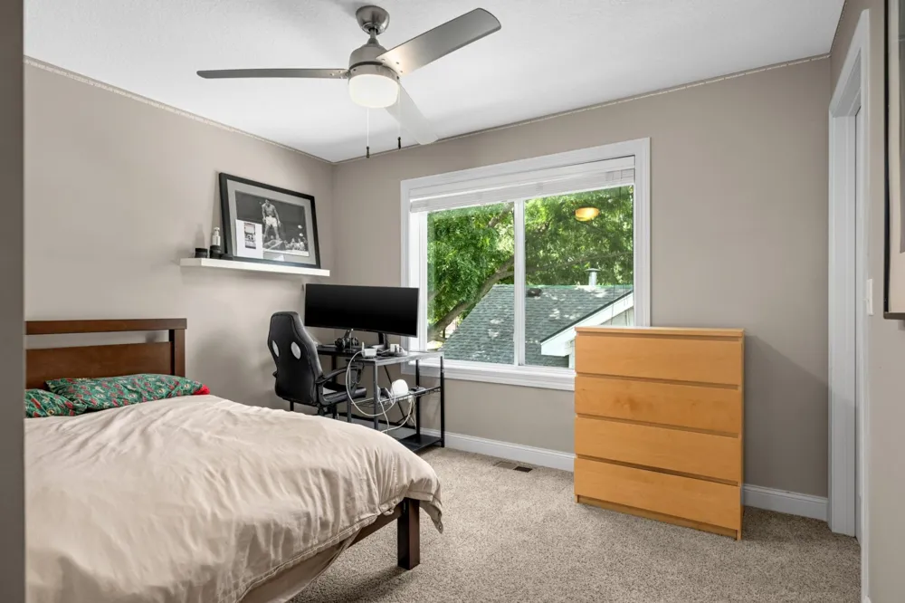 1905 Palace Avenue Saint Paul, MN 55105