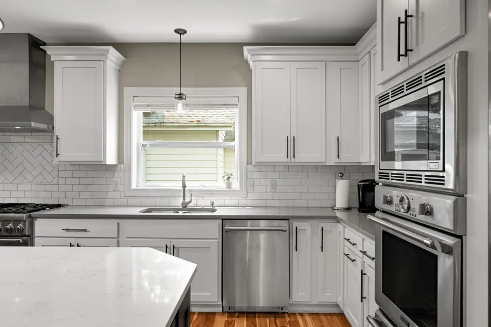1905 Palace Avenue Saint Paul, MN 55105