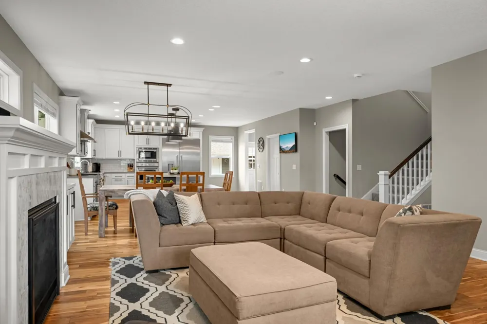 1905 Palace Avenue Saint Paul, MN 55105