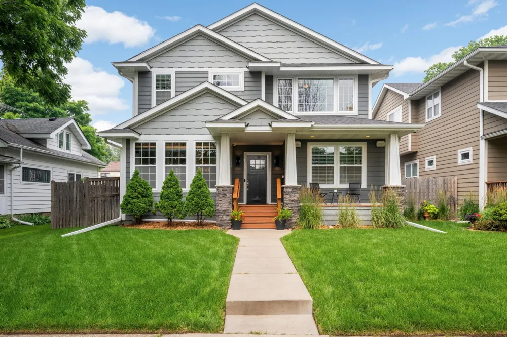 1905 Palace Avenue Saint Paul, MN 55105