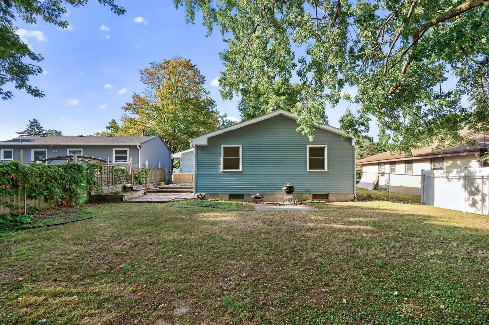 2309 Upland Crest Columbia Heights, MN 55421