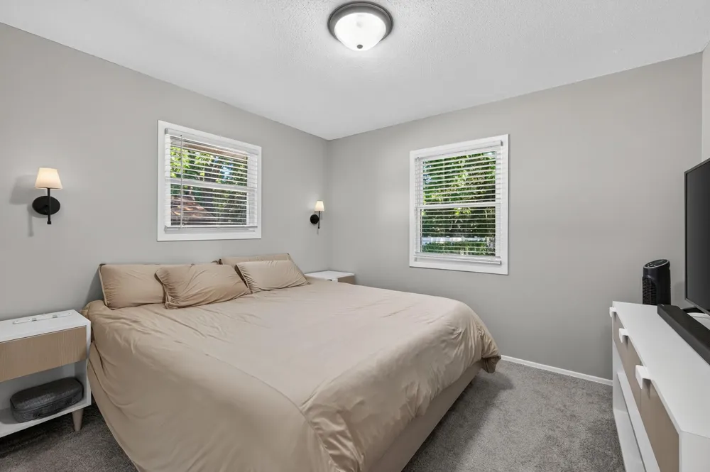 2309 Upland Crest Columbia Heights, MN 55421