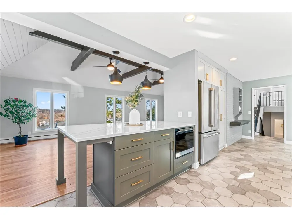 825 3rd Street SW Rochester, MN 55902