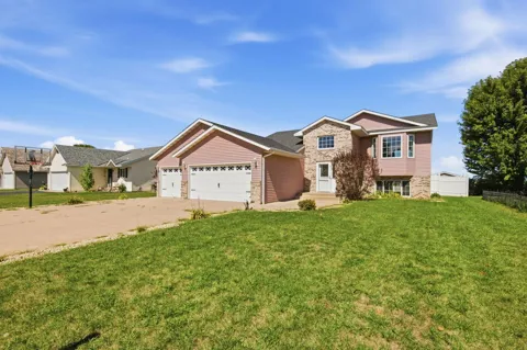 716 Ochotto Lake Drive