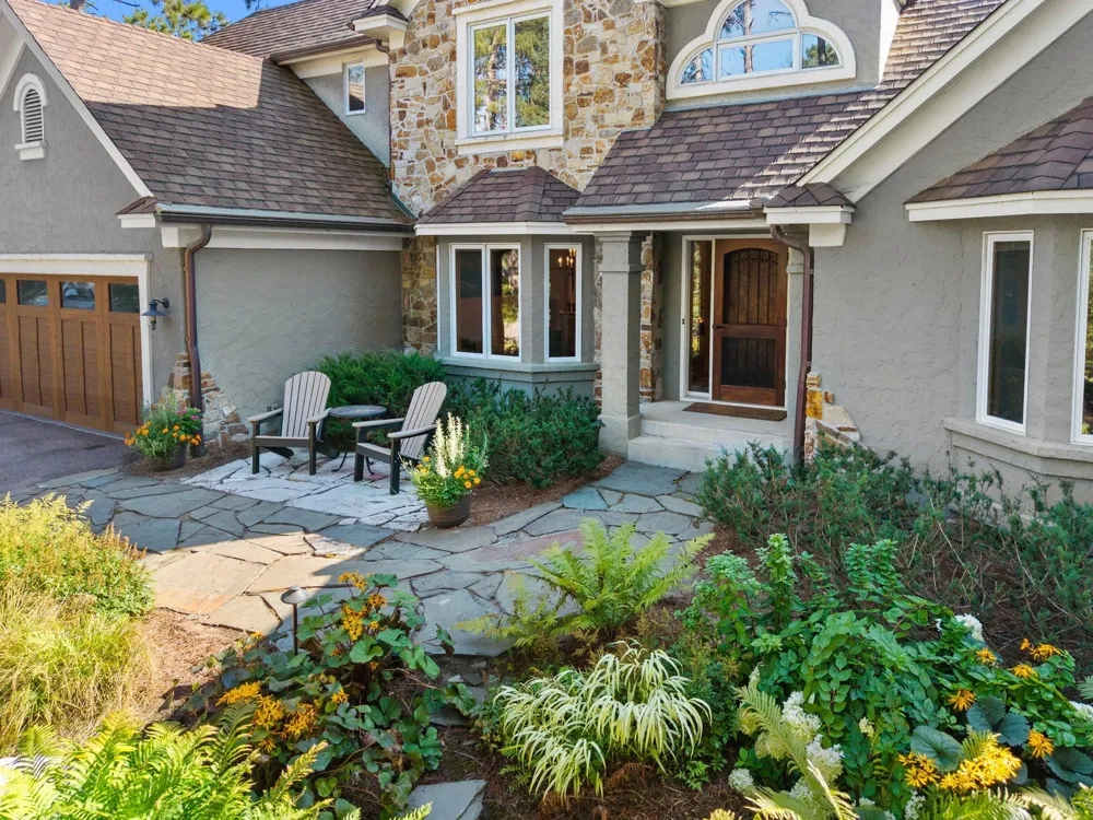 945 Quentin Avenue S Lakeland, MN 55043