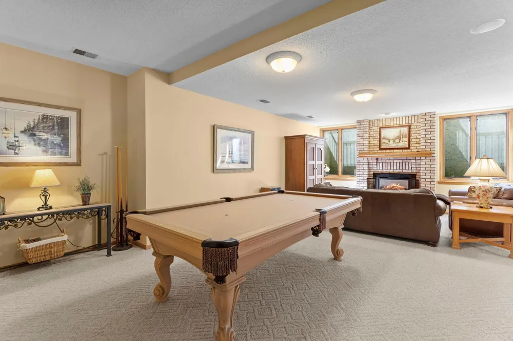 945 Quentin Avenue S Lakeland, MN 55043