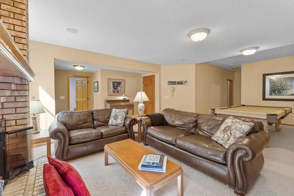 945 Quentin Avenue S Lakeland, MN 55043