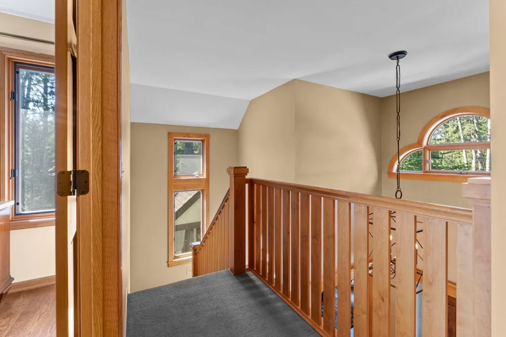 945 Quentin Avenue S Lakeland, MN 55043