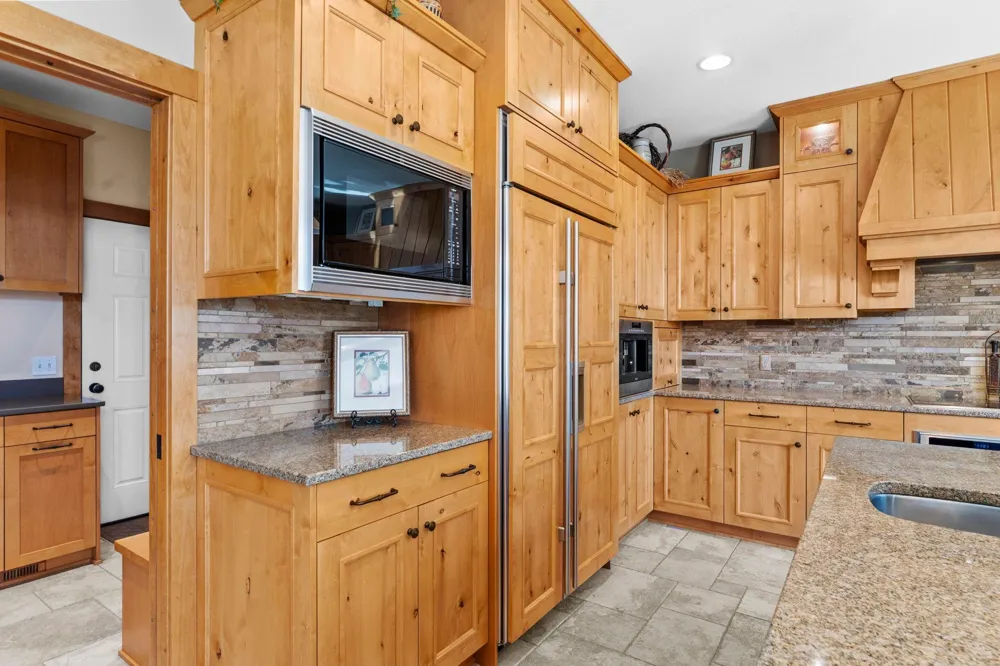 945 Quentin Avenue S Lakeland, MN 55043