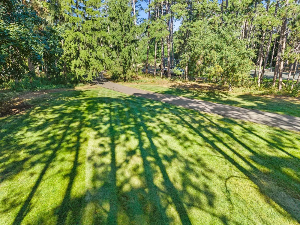 945 Quentin Avenue S Lakeland, MN 55043