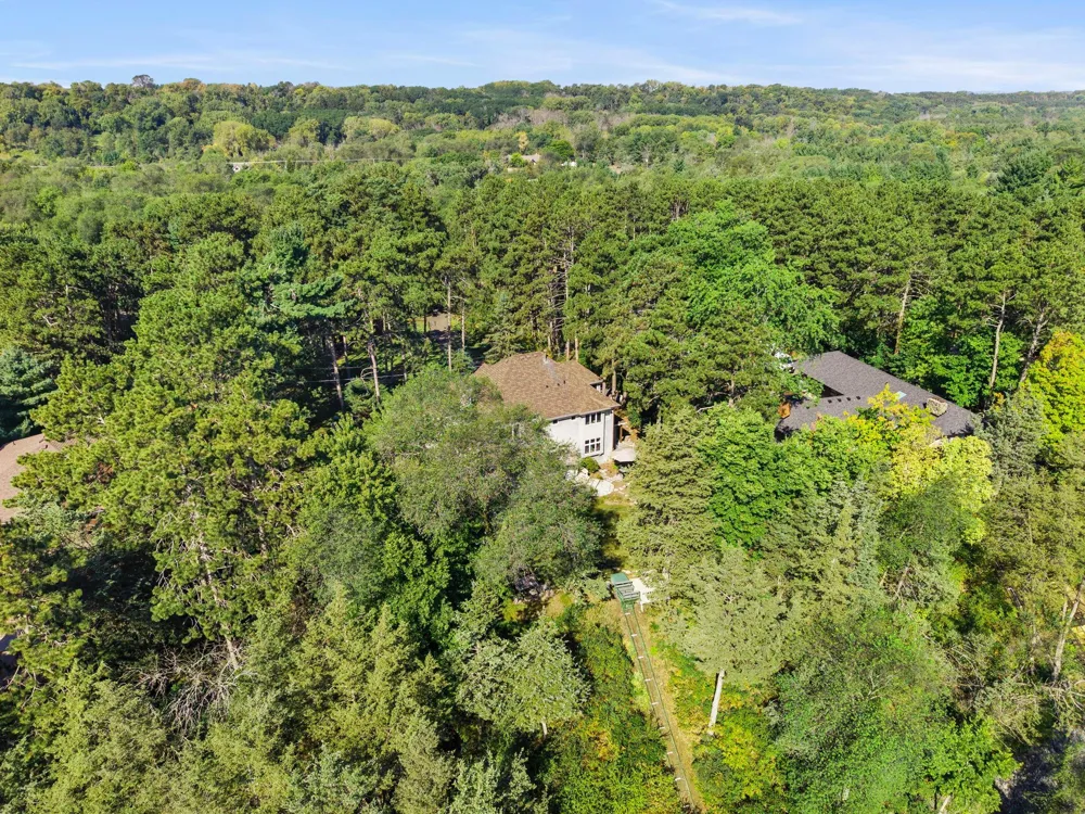945 Quentin Avenue S Lakeland, MN 55043