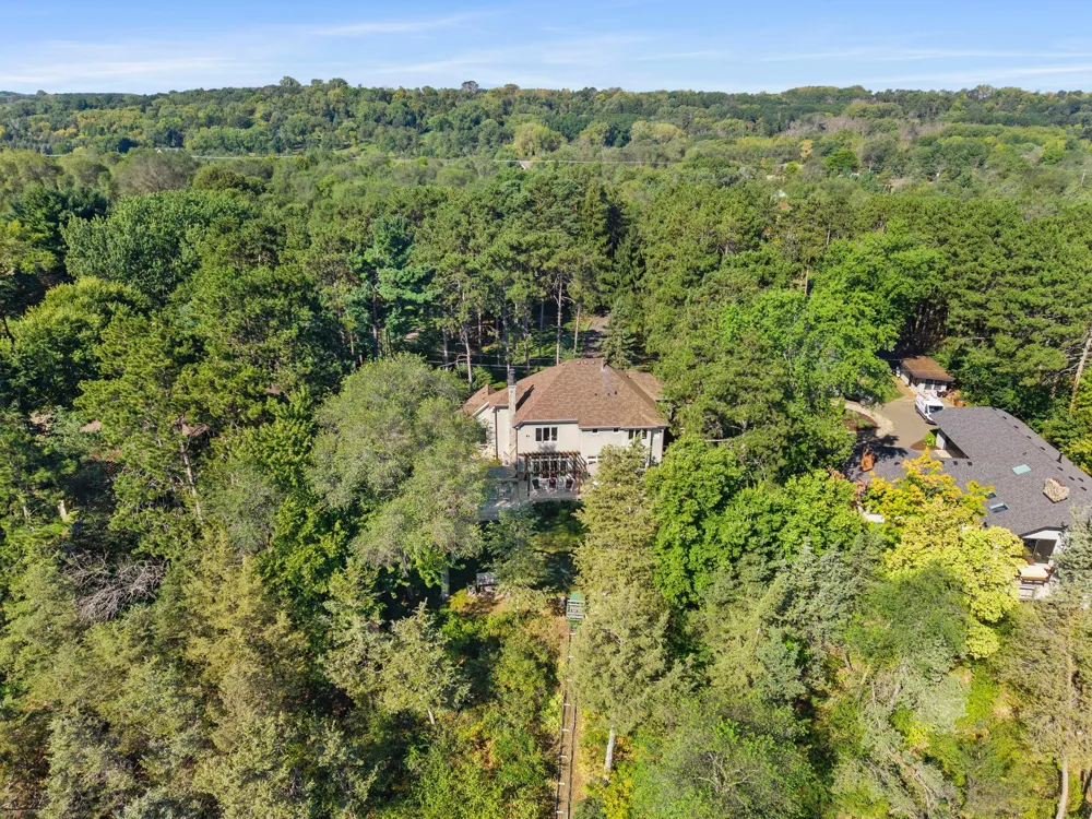 945 Quentin Avenue S Lakeland, MN 55043
