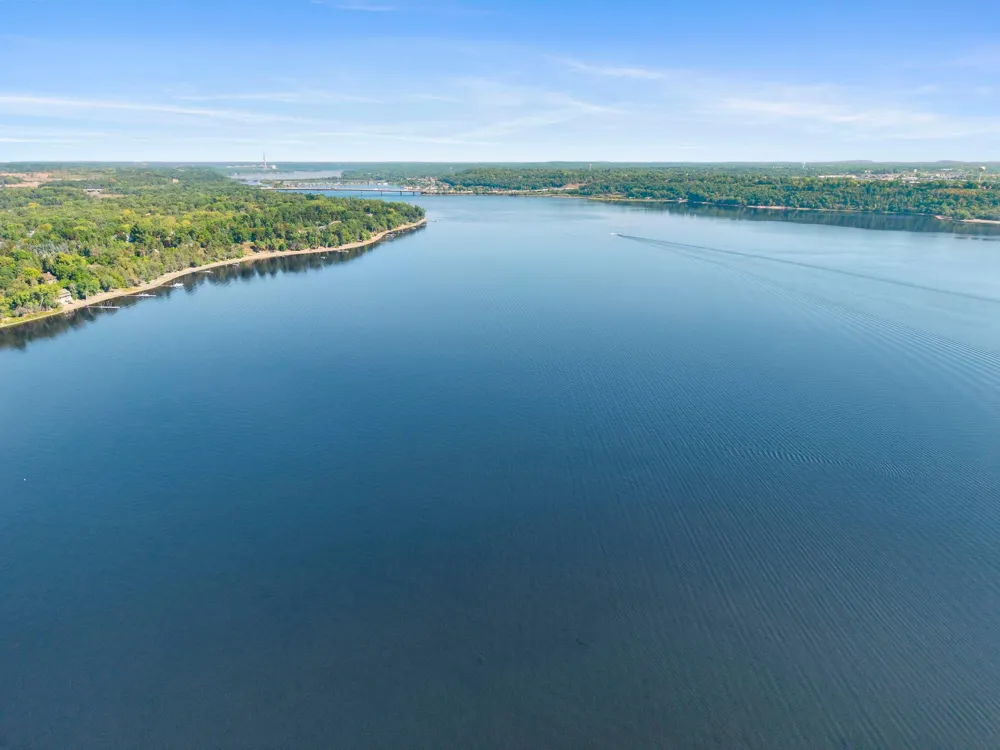 945 Quentin Avenue S Lakeland, MN 55043