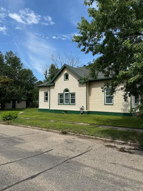 302 Cedar Avenue NW Cass Lake, MN 56633