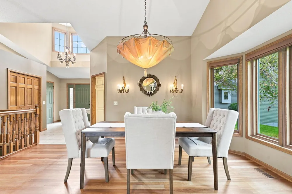 4166 Thornhill Lane Vadnais Heights, MN 55127