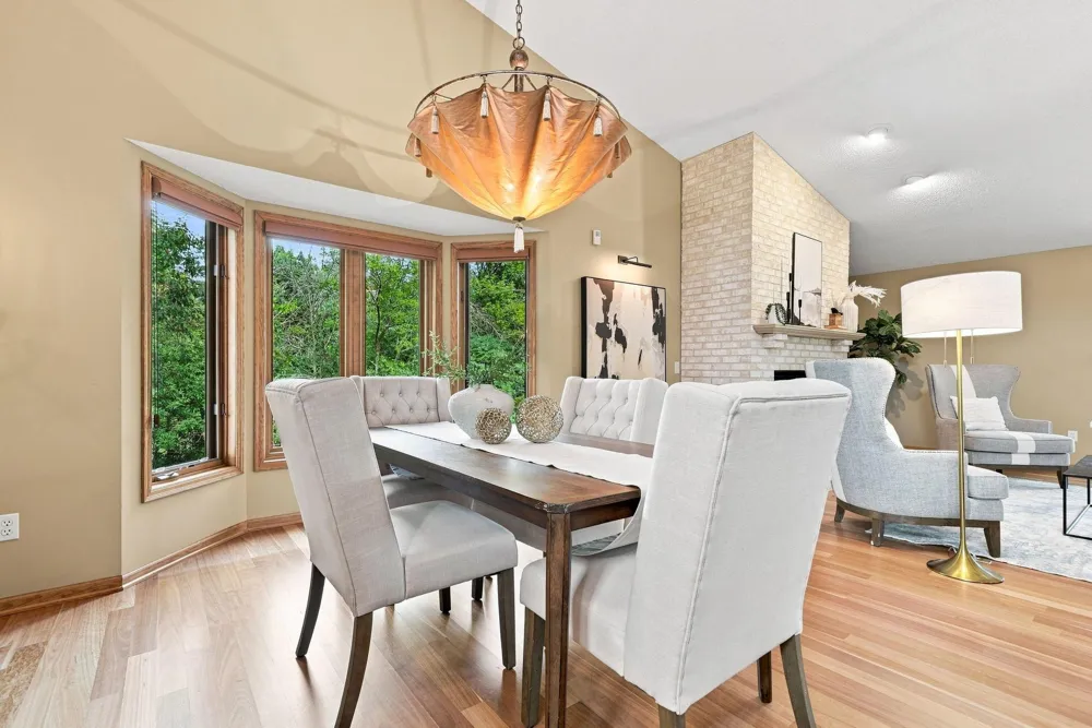 4166 Thornhill Lane Vadnais Heights, MN 55127