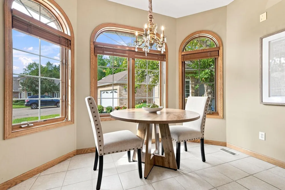 4166 Thornhill Lane Vadnais Heights, MN 55127