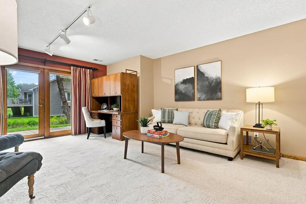 4166 Thornhill Lane Vadnais Heights, MN 55127