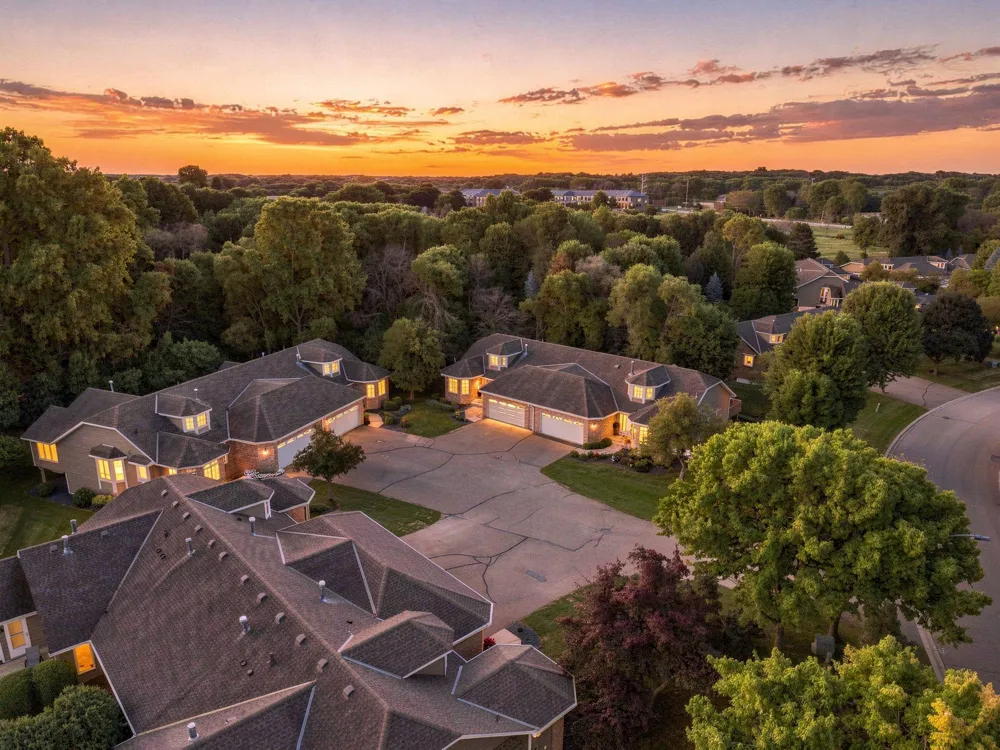 4166 Thornhill Lane Vadnais Heights, MN 55127