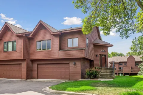 12526 Parkwood Drive