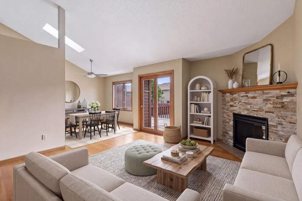 12526 Parkwood Drive Burnsville, MN 55337