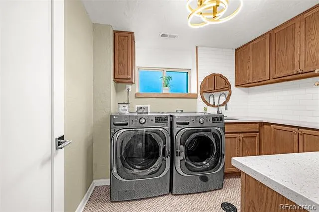 7169 Dark Horse Place Colorado Springs, CO 80919