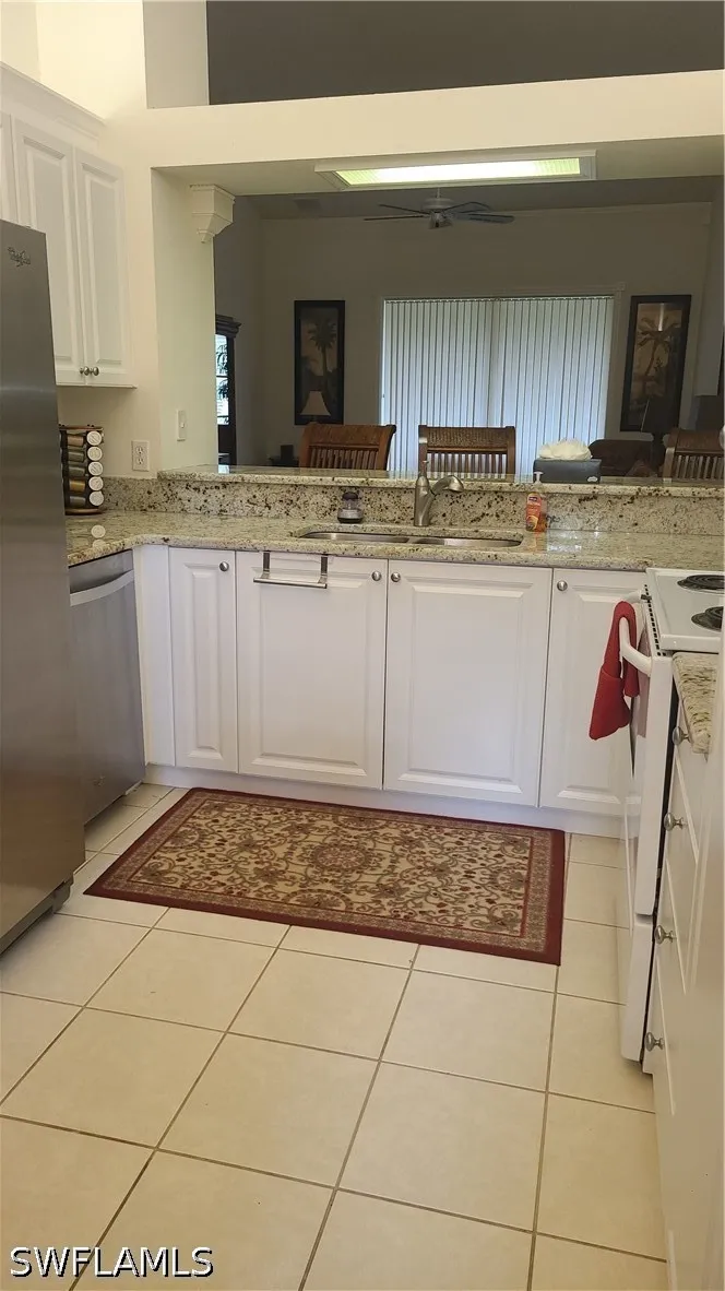 Robin Hood Circle #201 Naples, FL 34104