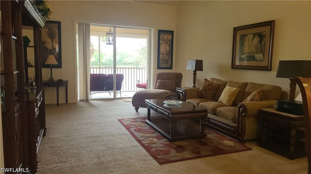 Robin Hood Circle #201 Naples, FL 34104