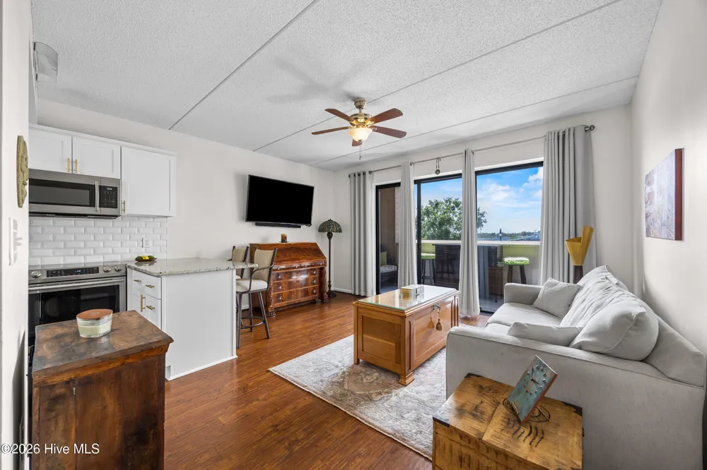 106 Water Street #309 Wilmington, NC 28401