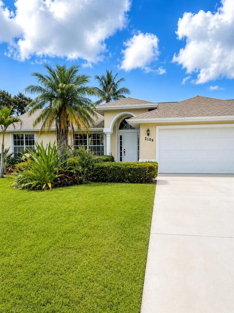 2109 SE Genoa Street Port St. Lucie, FL 34952