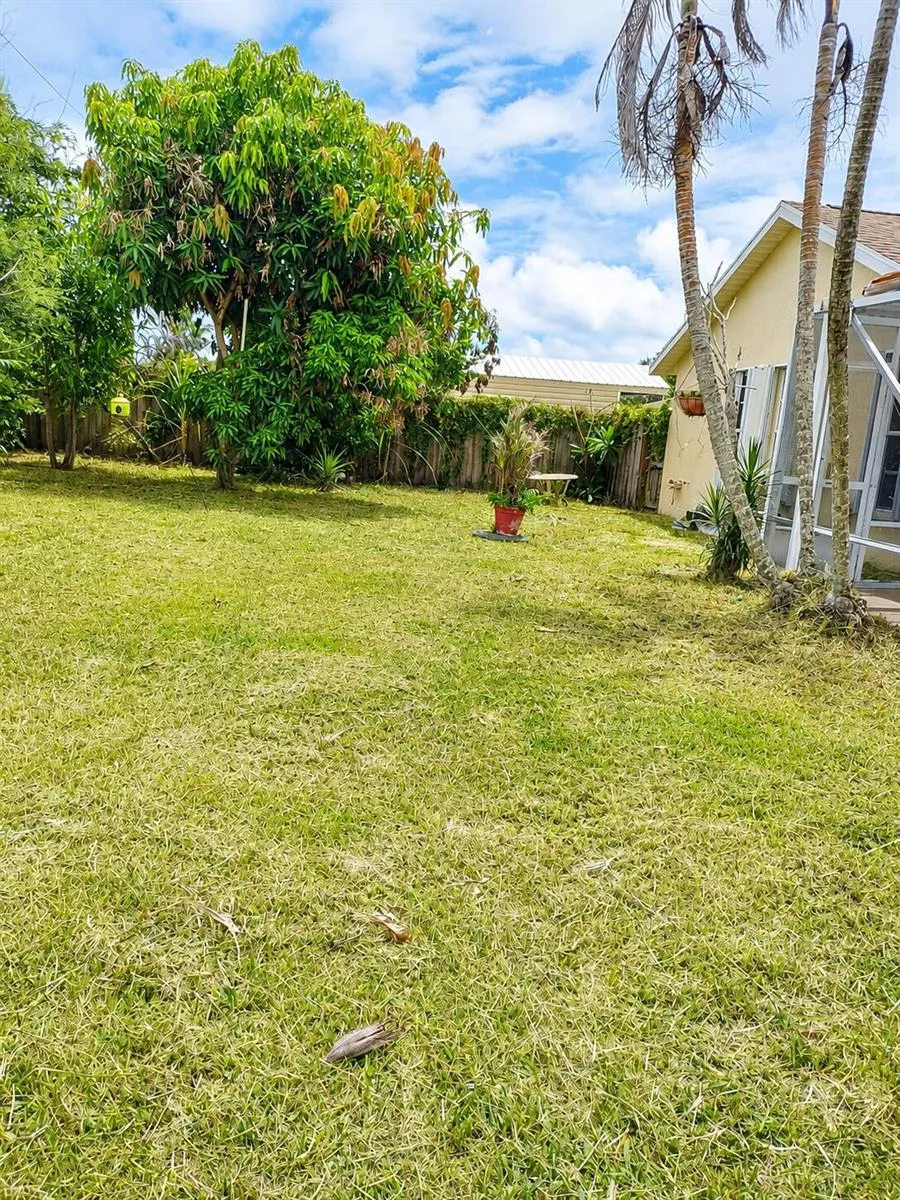 2109 SE Genoa Street Port St. Lucie, FL 34952