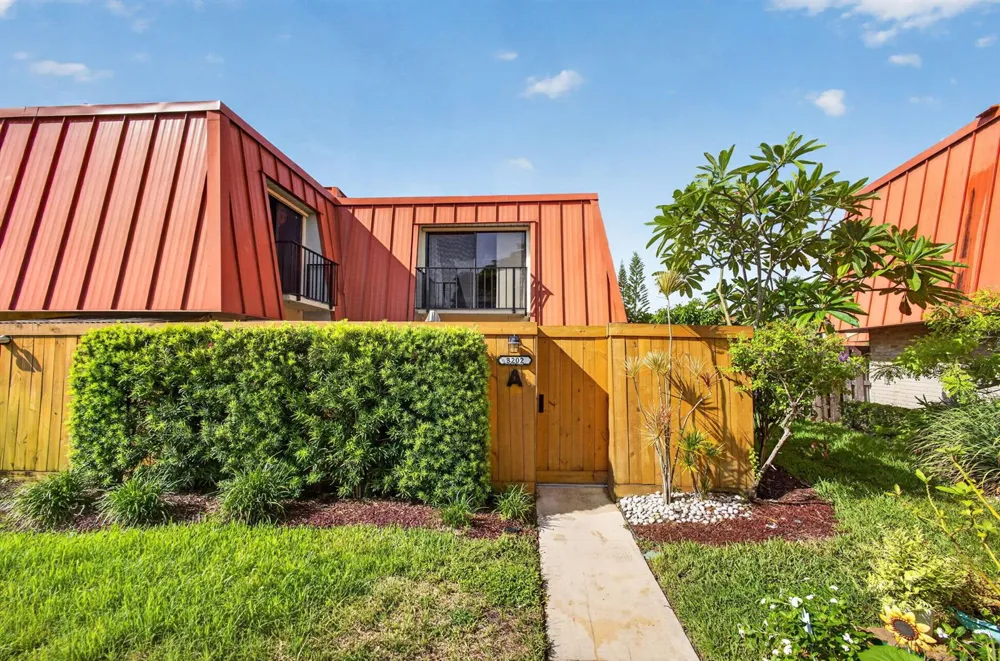 3202 Meridian Way #A Palm Beach Gardens, FL 33410