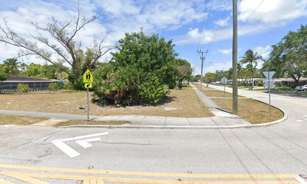 NE 4th St Pompano Beach, FL 33060