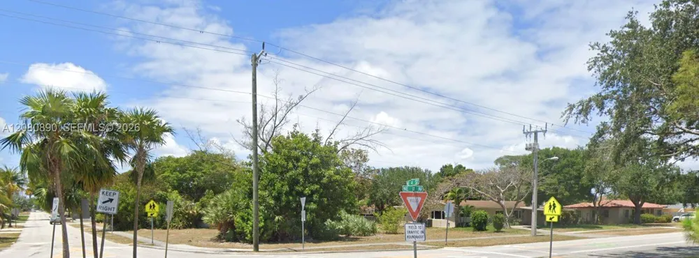 NE 4th St Pompano Beach, FL 33060