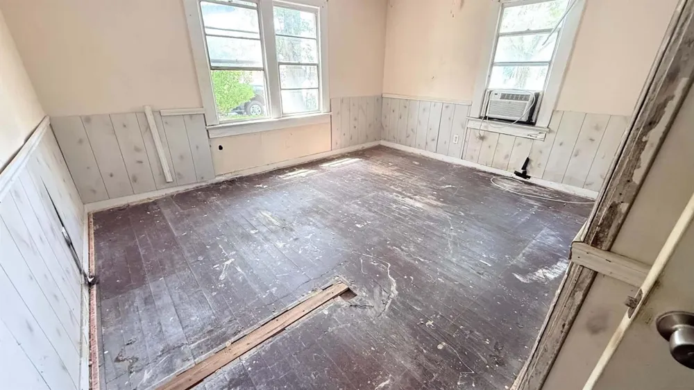 1751 W 20TH STREET Jacksonville, FL 32209