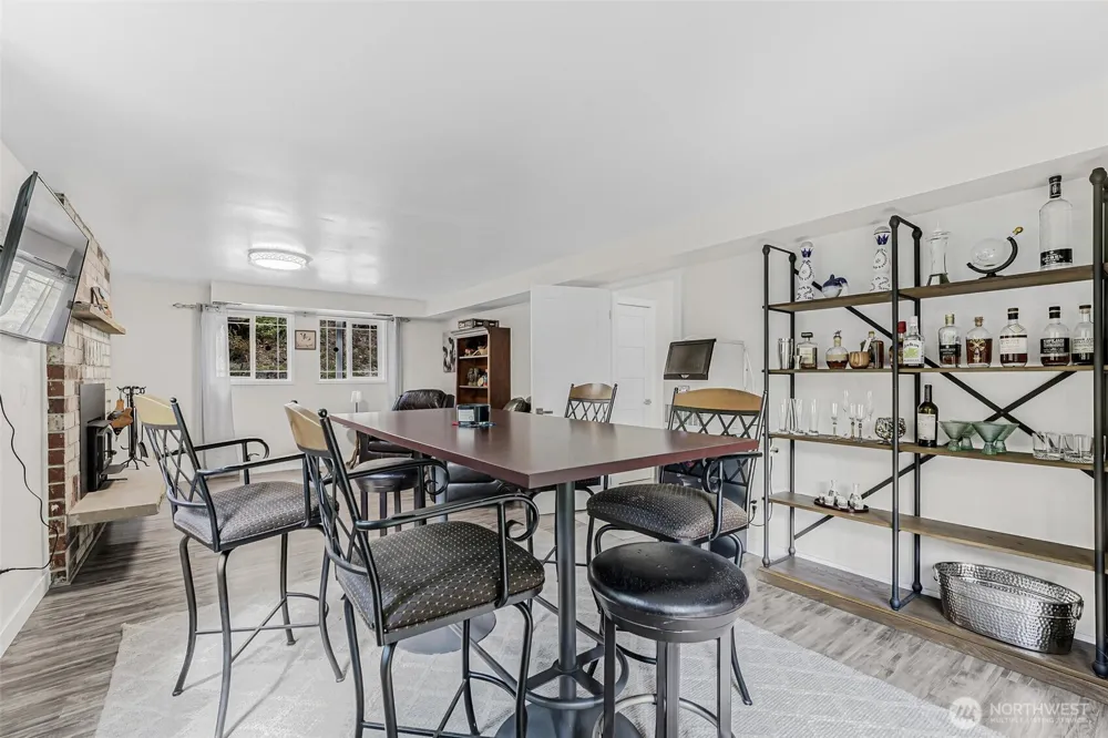 317 68th Avenue E Tacoma, WA 98424