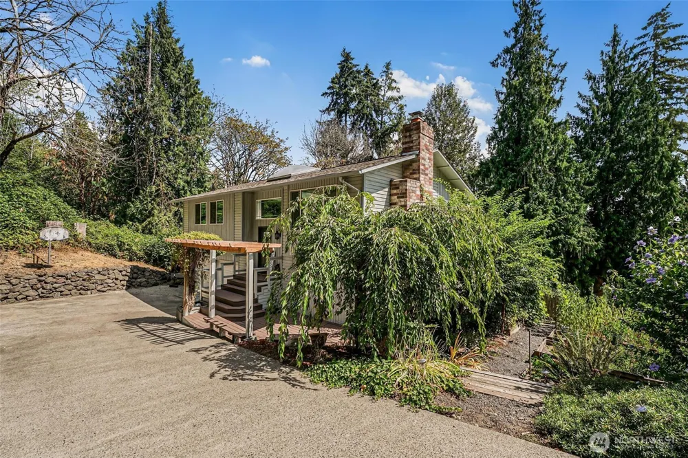 317 68th Avenue E Tacoma, WA 98424