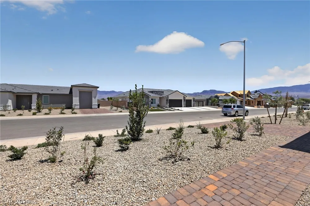327 Sam Way Mesquite, NV 89027