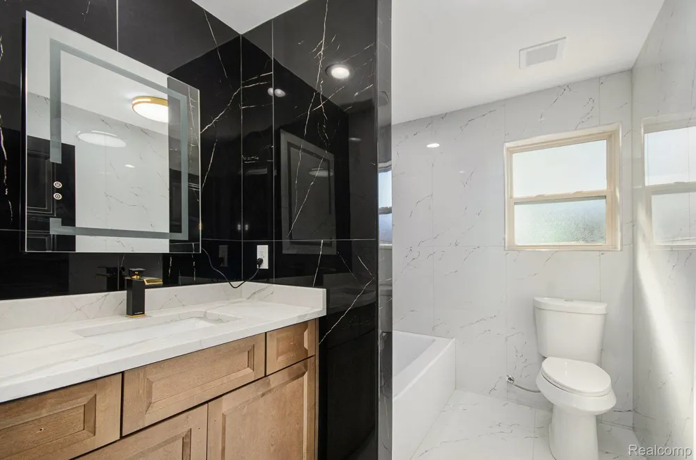 5268 Hartwell Street Dearborn City, MI 48126