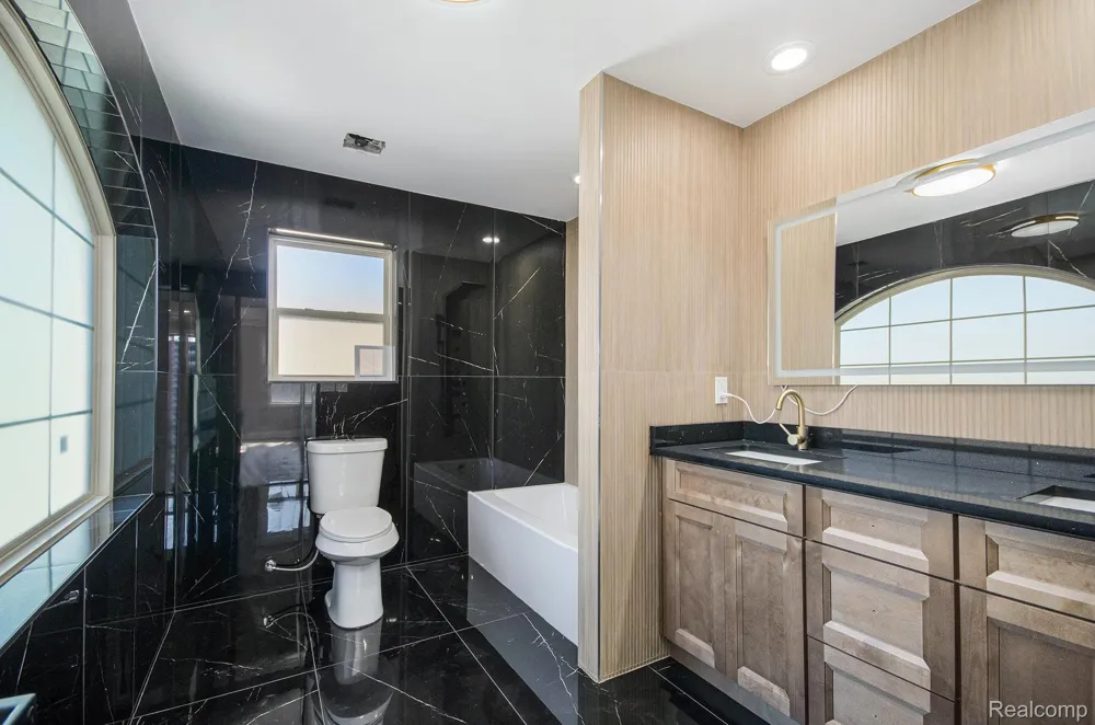 5268 Hartwell Street Dearborn City, MI 48126