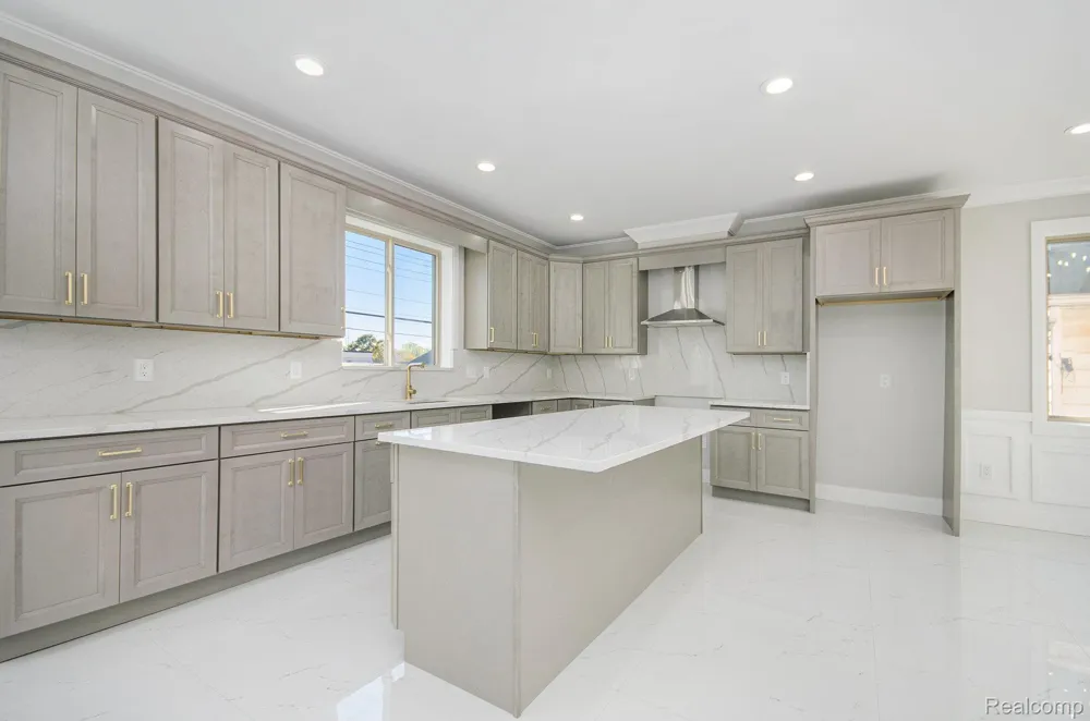 5268 Hartwell Street Dearborn City, MI 48126