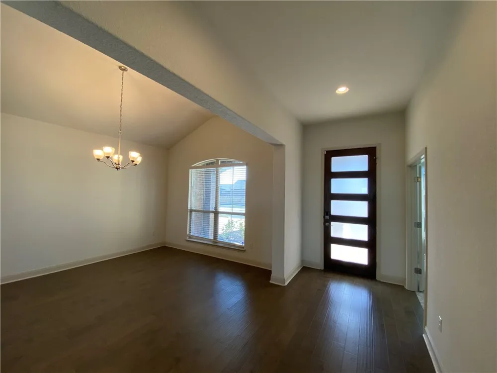 16500 Aventura Avenue Pflugerville, TX 78660
