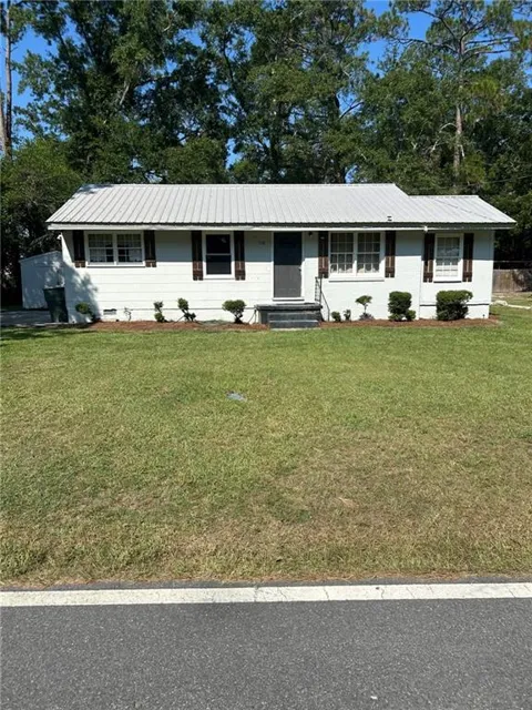 118 Shamrock Avenue